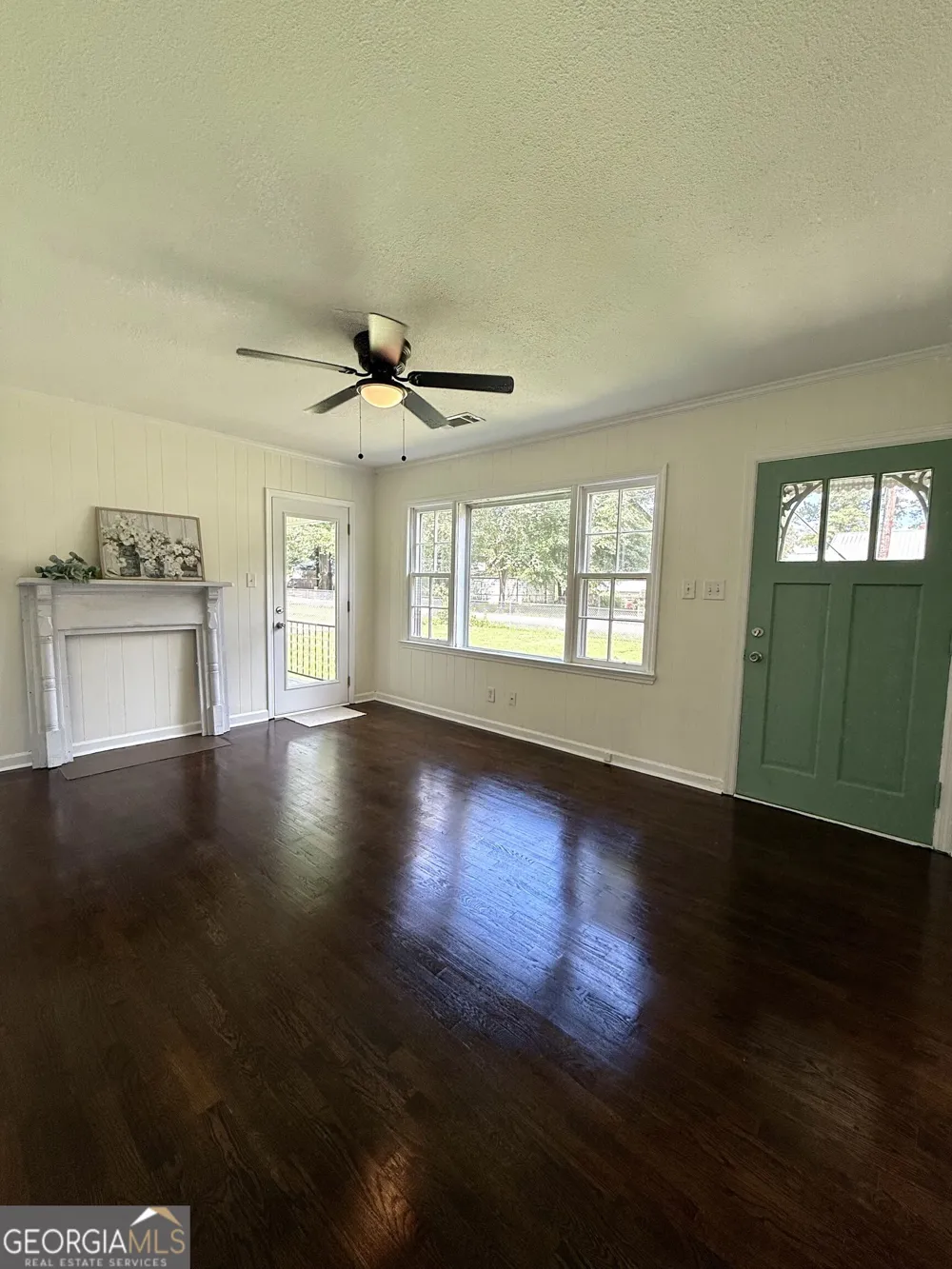 95 Cherry ST Trion, GA 30753