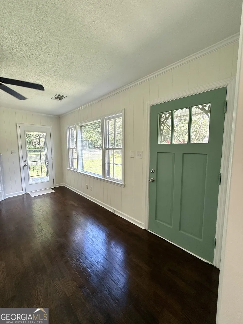 95 Cherry ST Trion, GA 30753