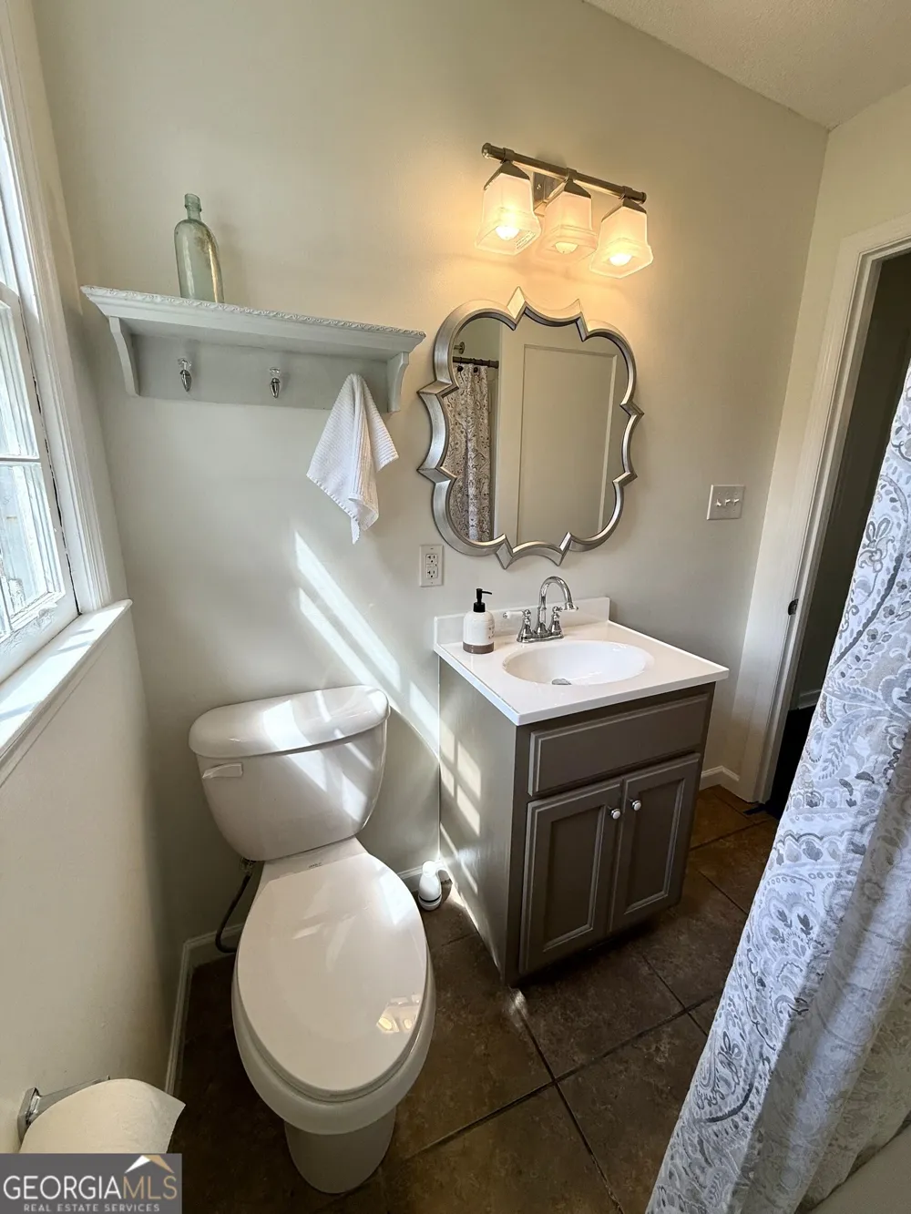 95 Cherry ST Trion, GA 30753