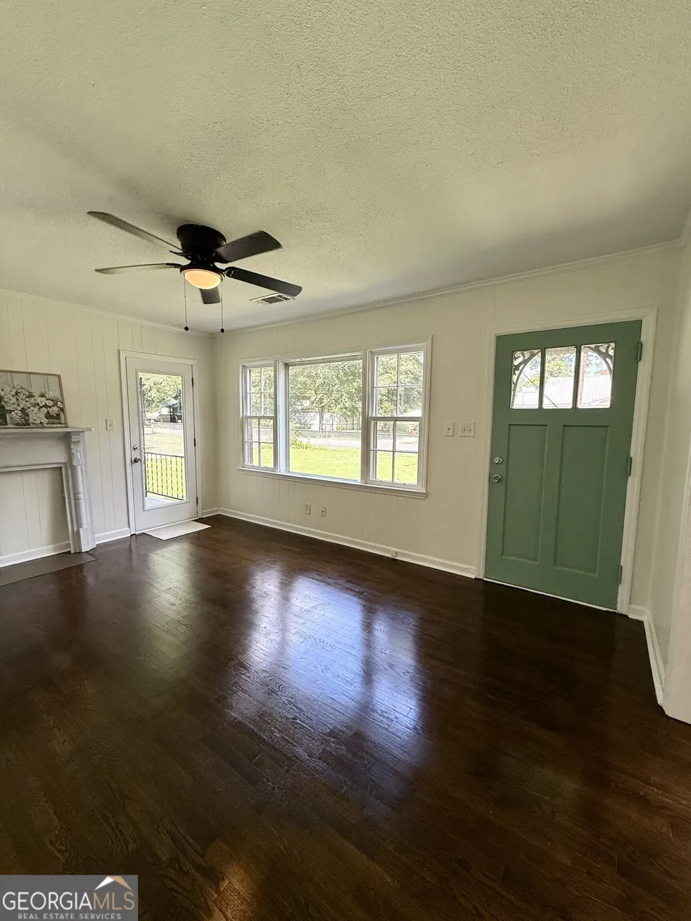 95 Cherry ST Trion, GA 30753