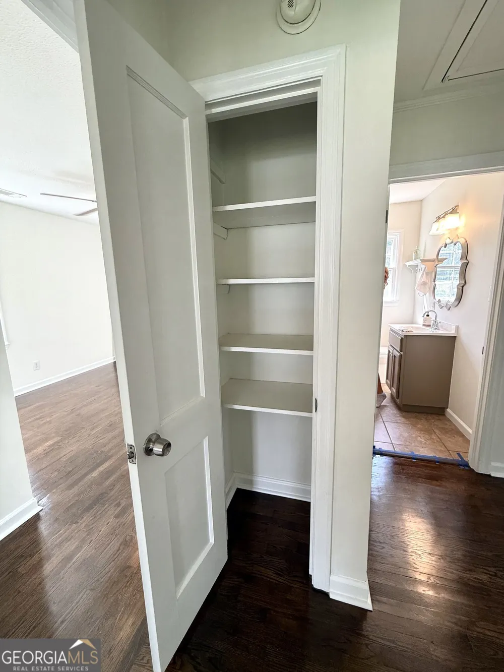 95 Cherry ST Trion, GA 30753