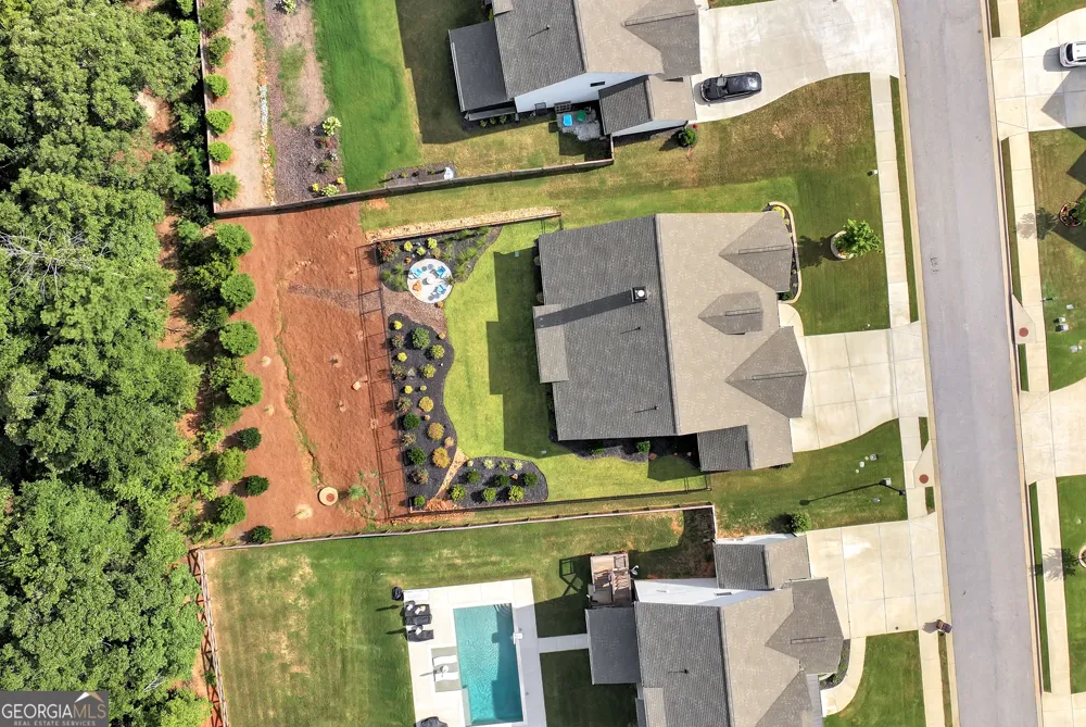 279 Parkers PL Hoschton, GA 30548