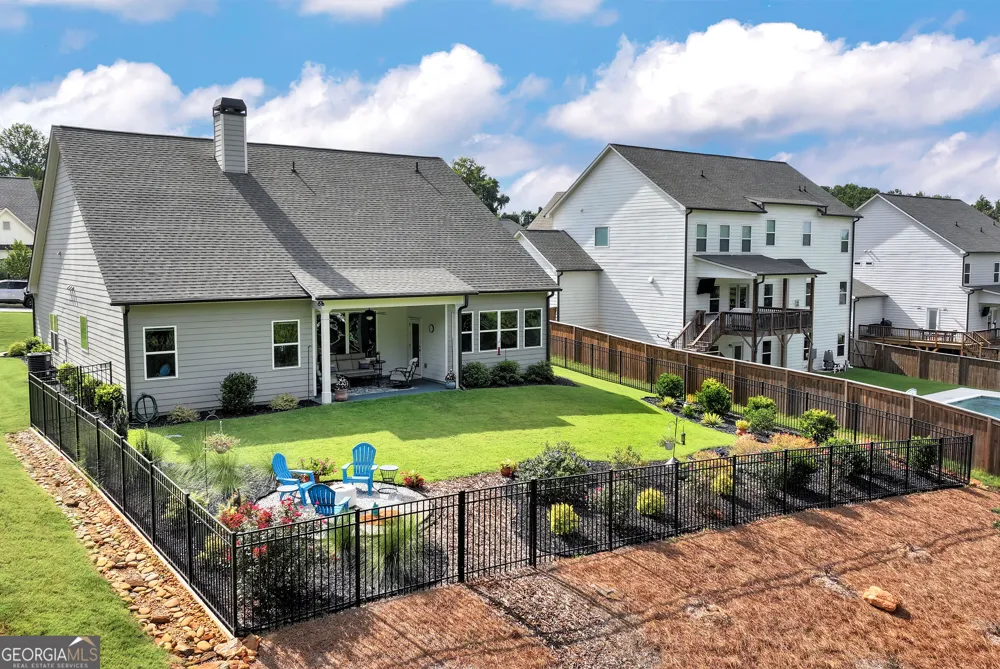 279 Parkers PL Hoschton, GA 30548