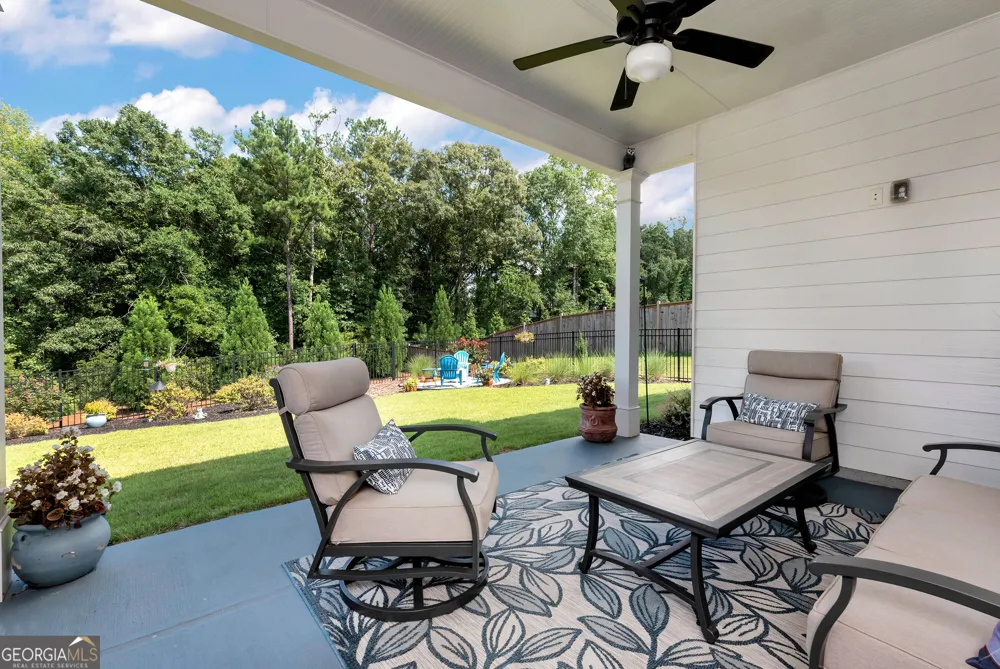 279 Parkers PL Hoschton, GA 30548