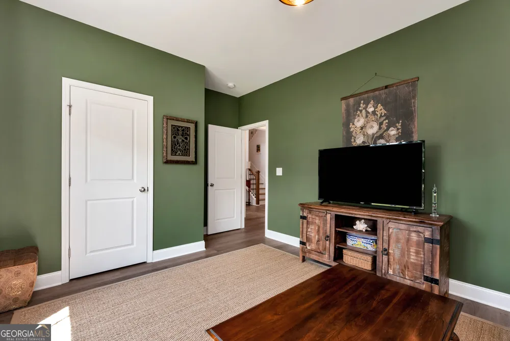 279 Parkers PL Hoschton, GA 30548