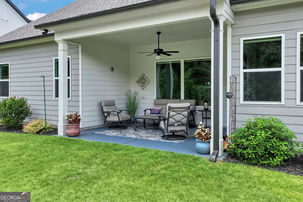 279 Parkers PL Hoschton, GA 30548