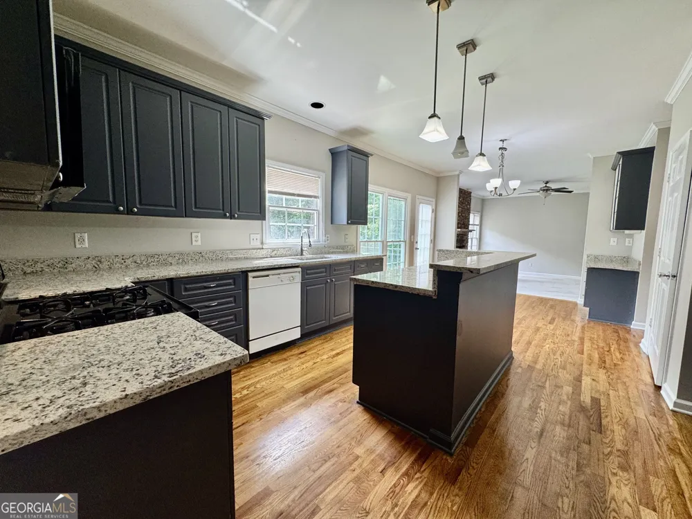 1770 Highland Oaks WAY Lawrenceville, GA 30043