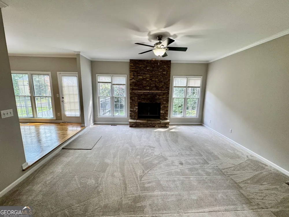 1770 Highland Oaks WAY Lawrenceville, GA 30043