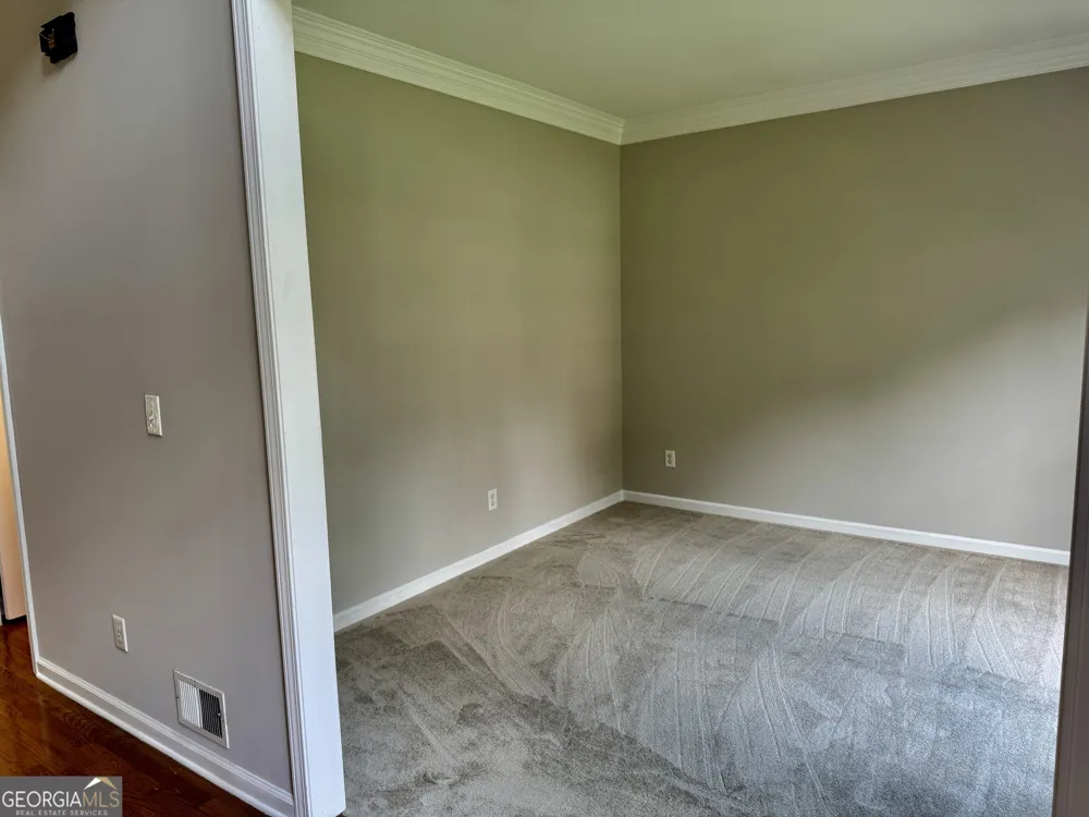 1770 Highland Oaks WAY Lawrenceville, GA 30043