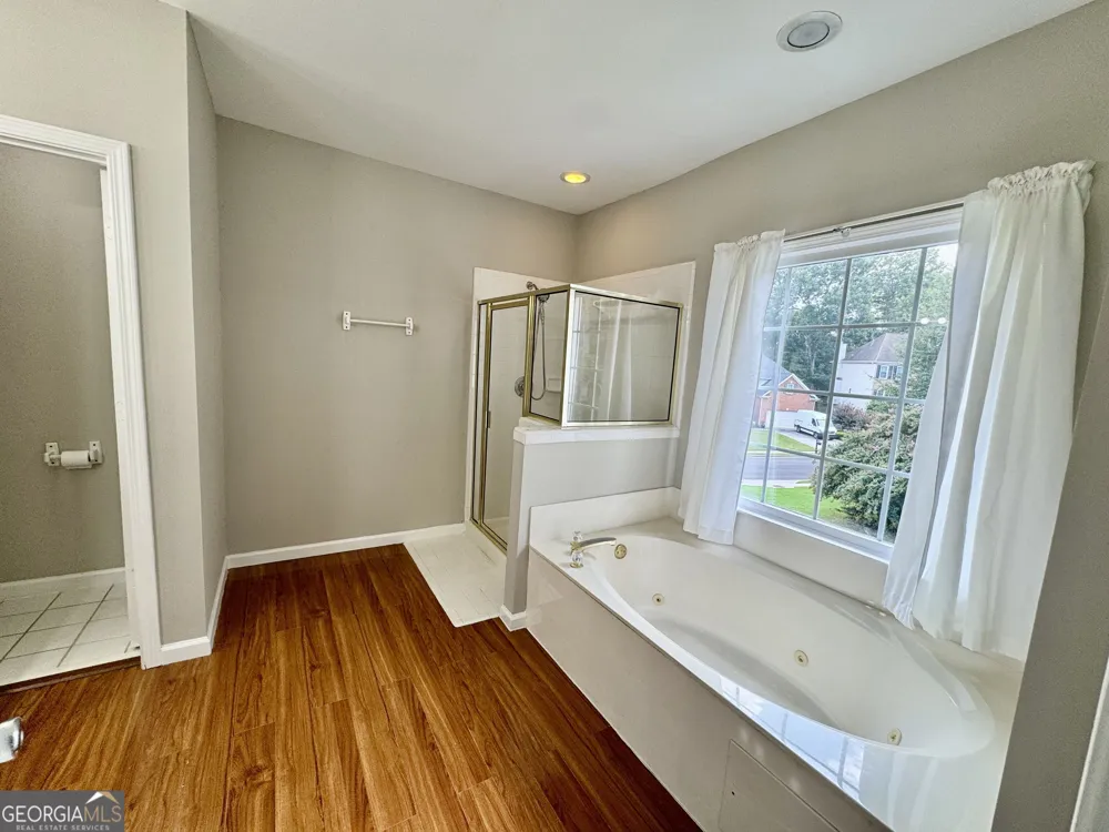 1770 Highland Oaks WAY Lawrenceville, GA 30043