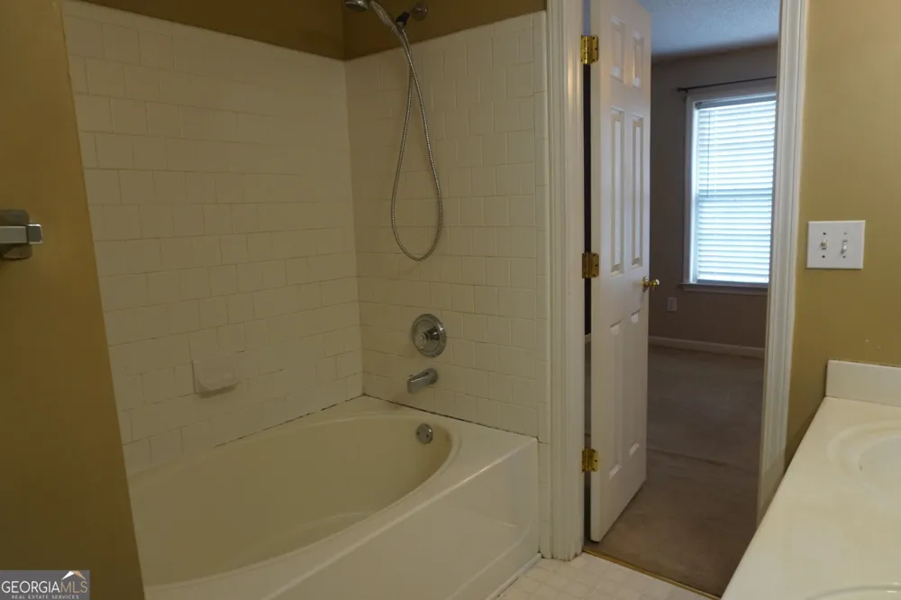 71 Highoak DR NE Marietta, GA 30066