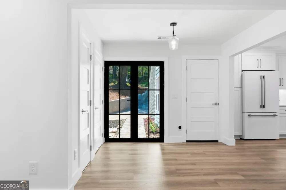 545 Longleaf DR Roswell, GA 30075
