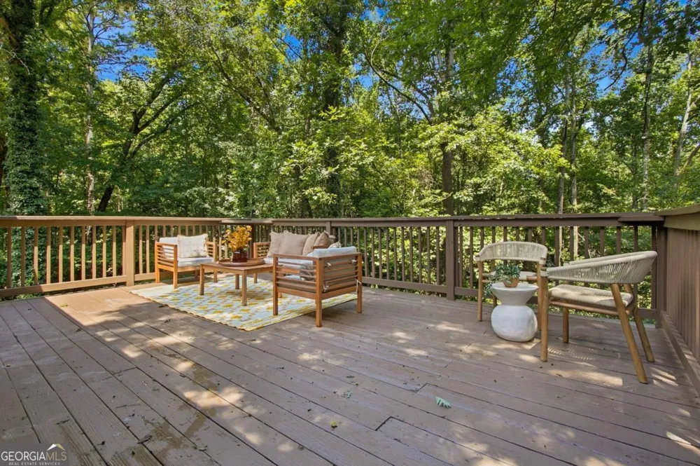 545 Longleaf DR Roswell, GA 30075