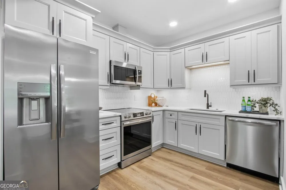 545 Longleaf DR Roswell, GA 30075