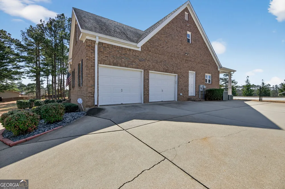 8967 Midlothian CT Winston, GA 30187