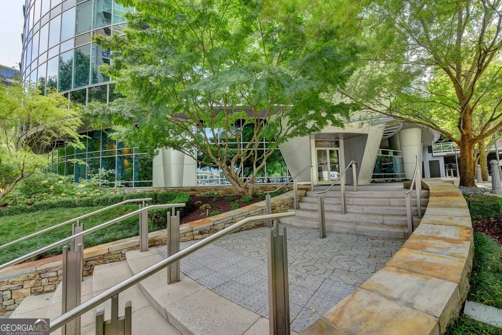 3338 Peachtree RD NE Atlanta, GA 30326
