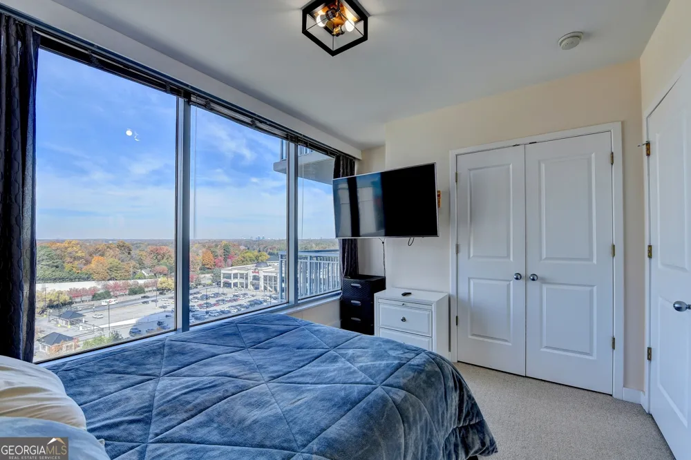 3338 Peachtree RD NE Atlanta, GA 30326