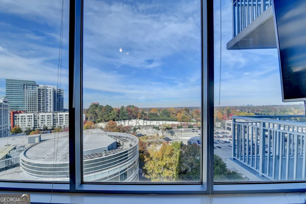 3338 Peachtree RD NE Atlanta, GA 30326