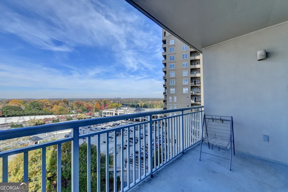 3338 Peachtree RD NE Atlanta, GA 30326