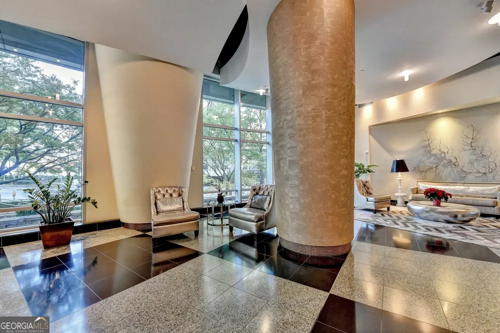 3338 Peachtree RD NE Atlanta, GA 30326