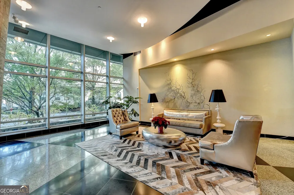 3338 Peachtree RD NE Atlanta, GA 30326