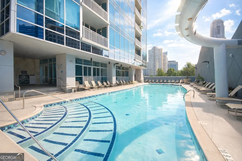 3338 Peachtree RD NE Atlanta, GA 30326