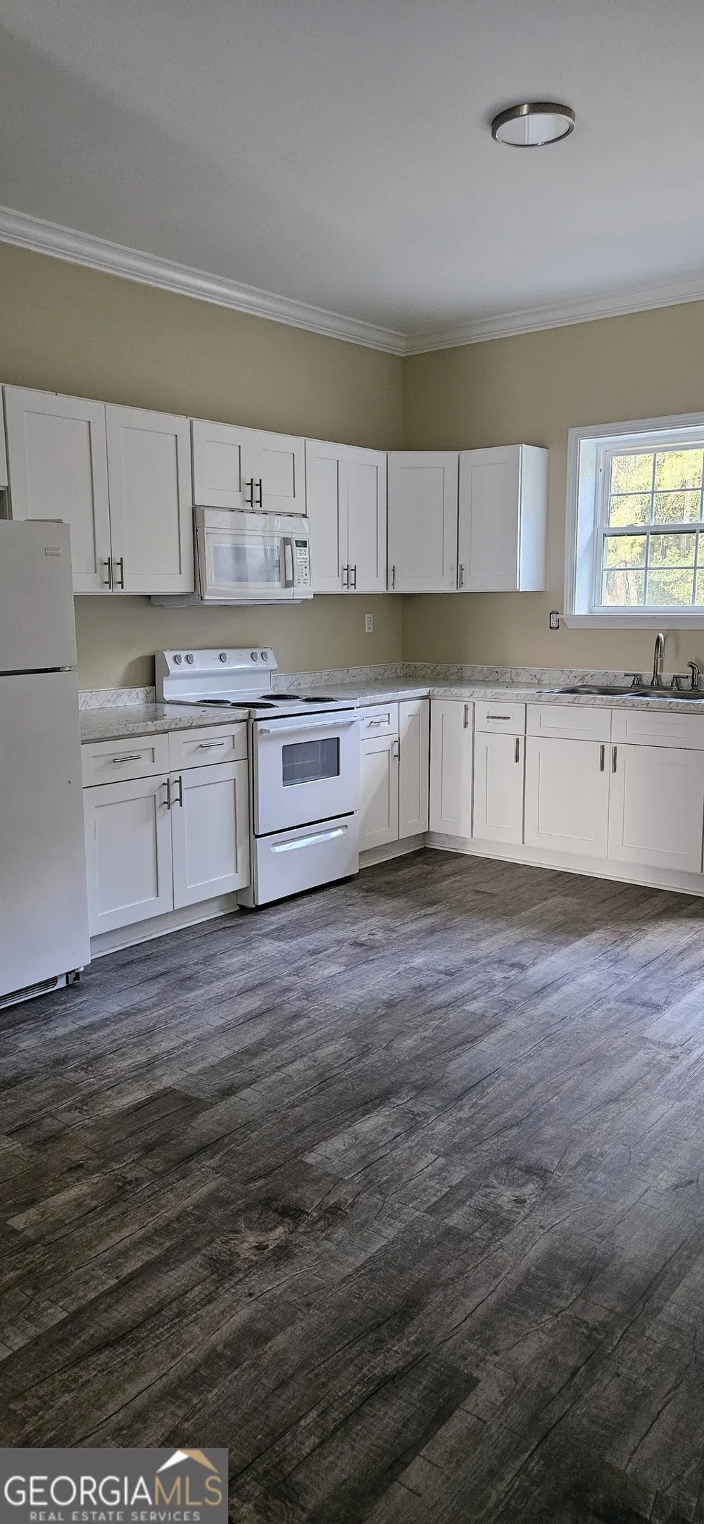 1485 Edgar Hodges RD Claxton, GA 30417