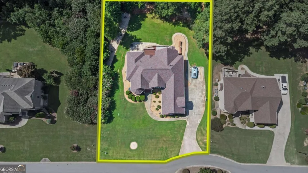 812 Treeline DR Conyers, GA 30094