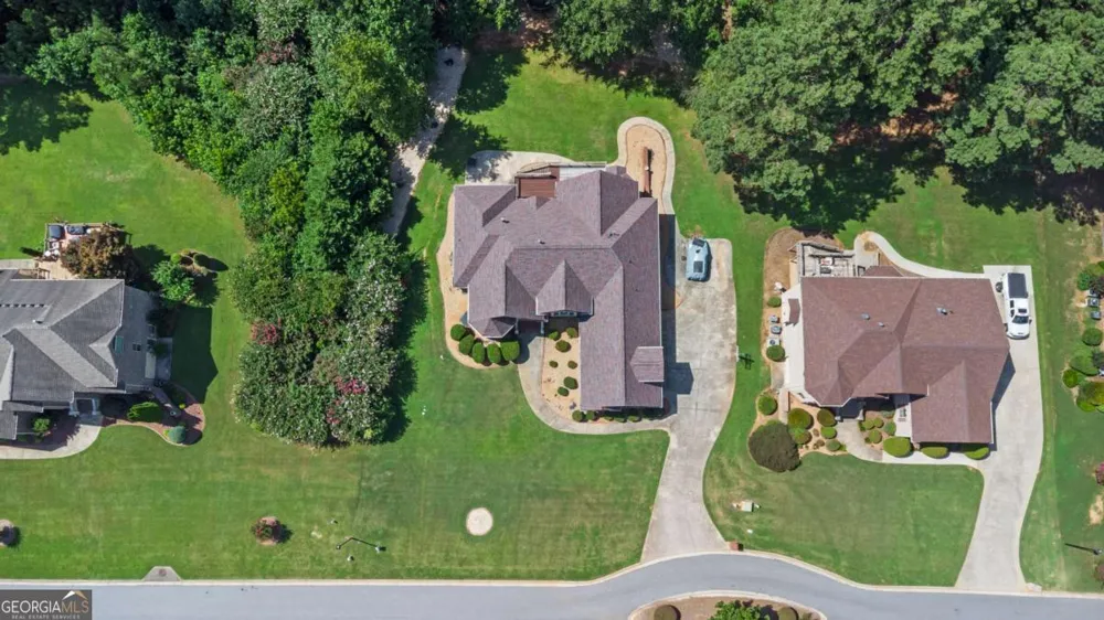 812 Treeline DR Conyers, GA 30094