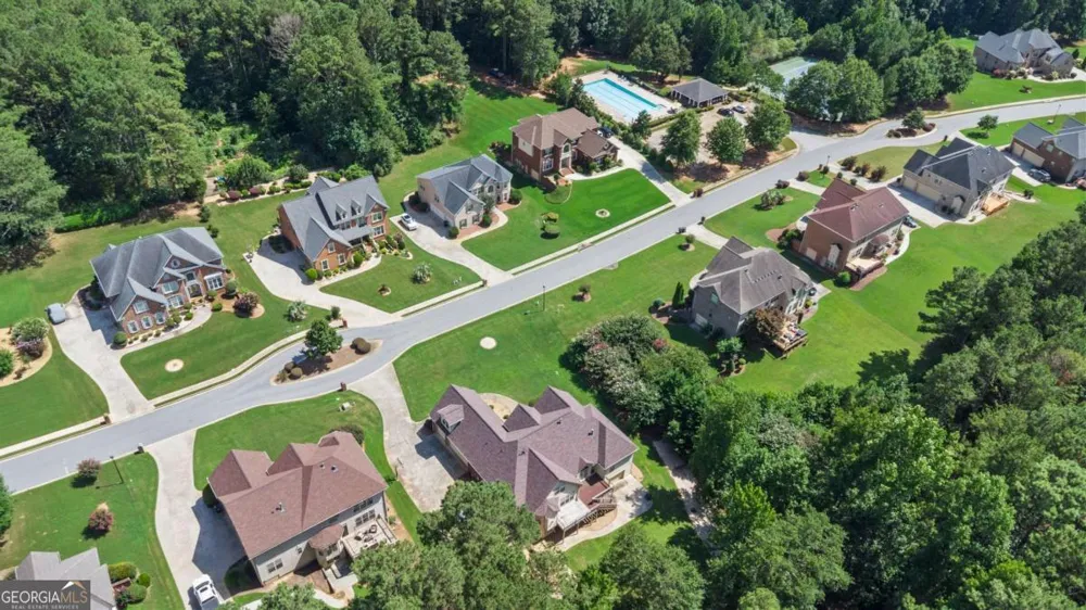 812 Treeline DR Conyers, GA 30094