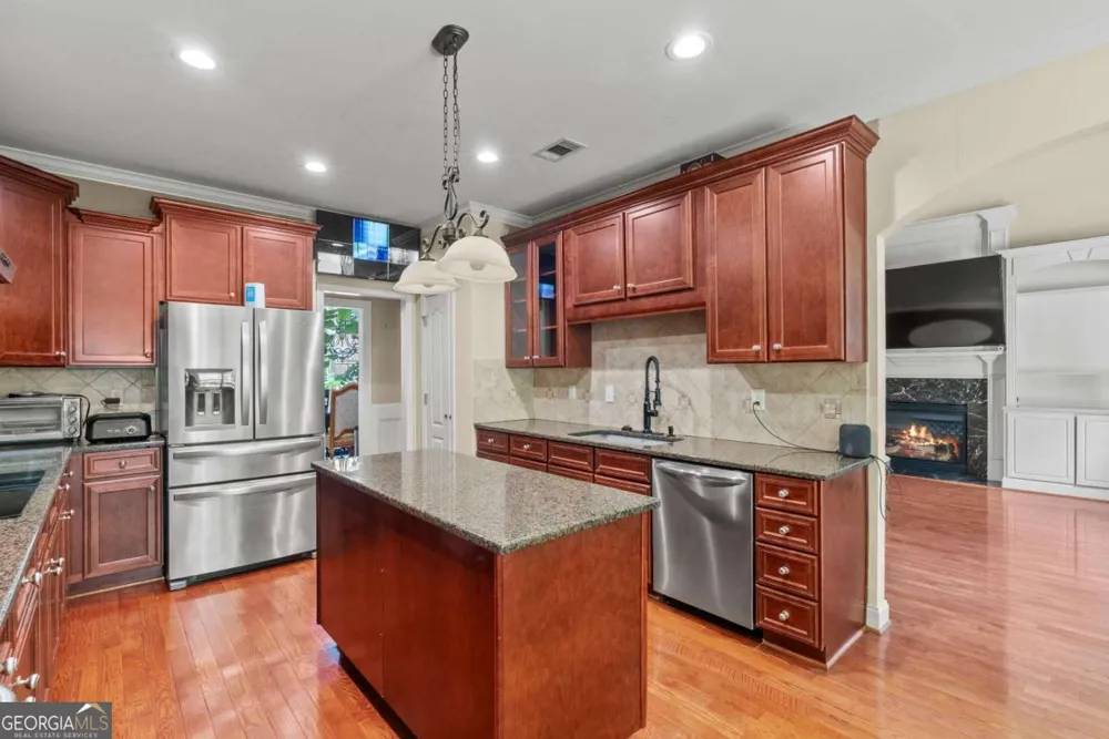 812 Treeline DR Conyers, GA 30094