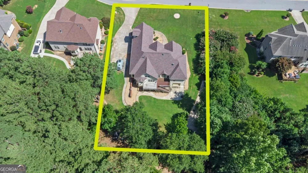 812 Treeline DR Conyers, GA 30094