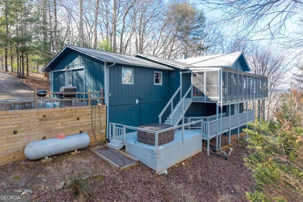 226 Mountain View CT Ellijay, GA 30536