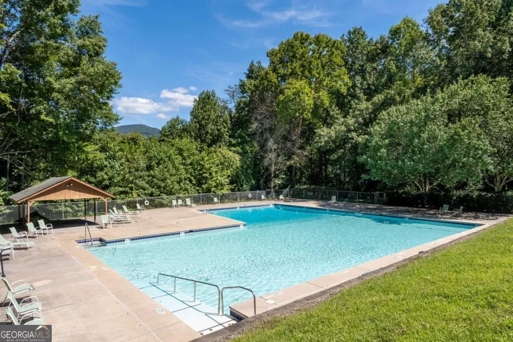 226 Mountain View CT Ellijay, GA 30536