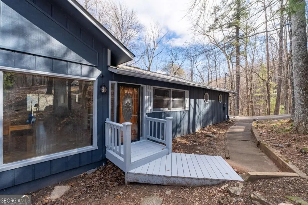 226 Mountain View CT Ellijay, GA 30536