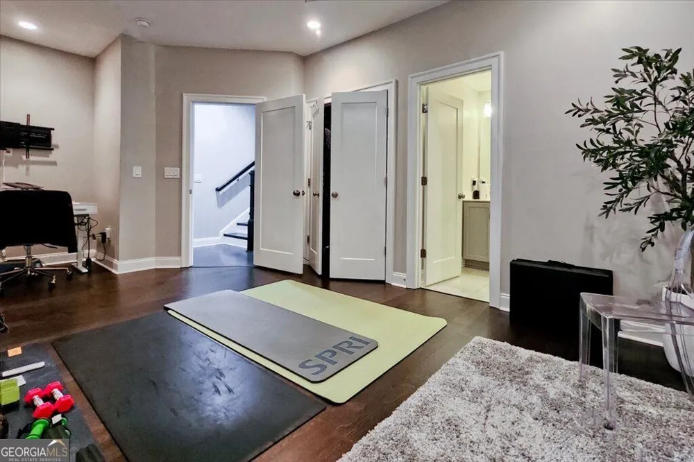 623 Brennan DR Decatur, GA 30033