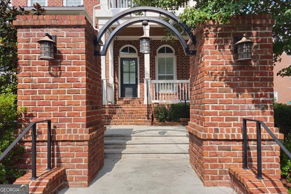 623 Brennan DR Decatur, GA 30033