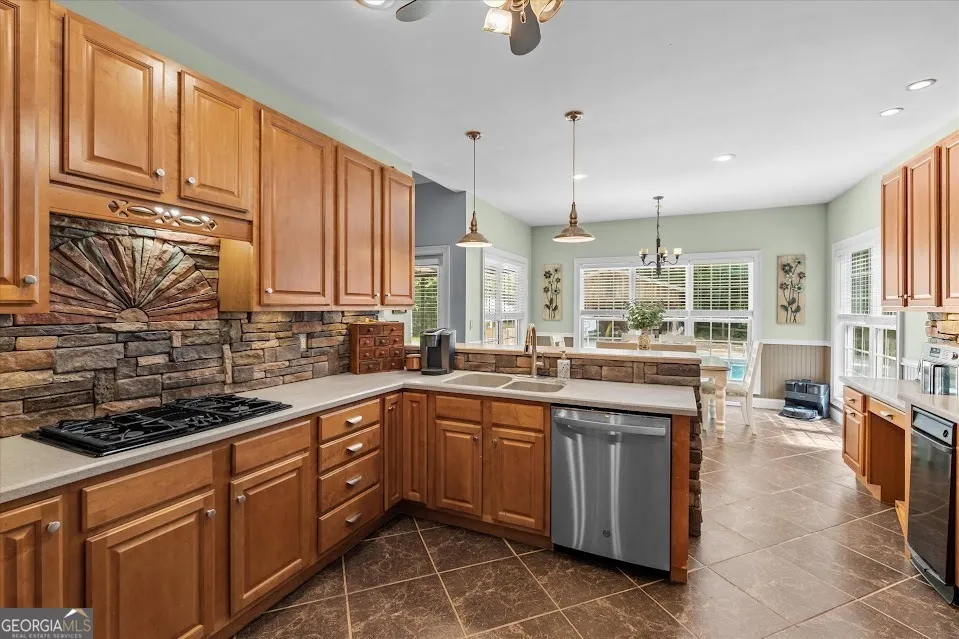 275 McDonald RD Tallapoosa, GA 30176
