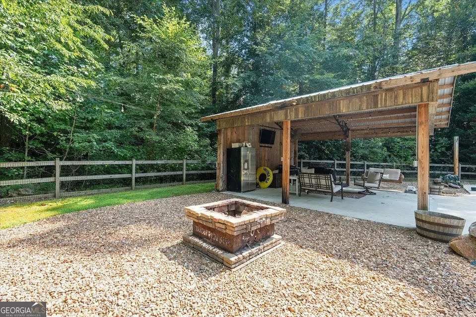 275 McDonald RD Tallapoosa, GA 30176