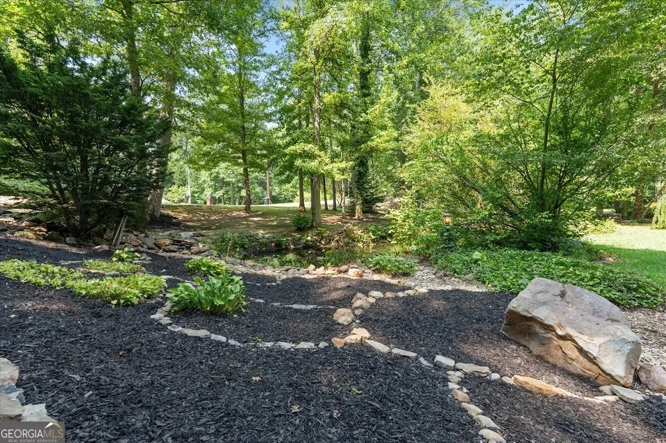 275 McDonald RD Tallapoosa, GA 30176