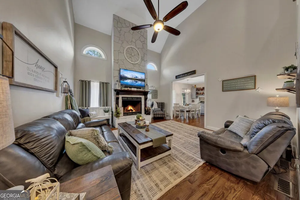 1648 Damascus RD Ball Ground, GA 30107