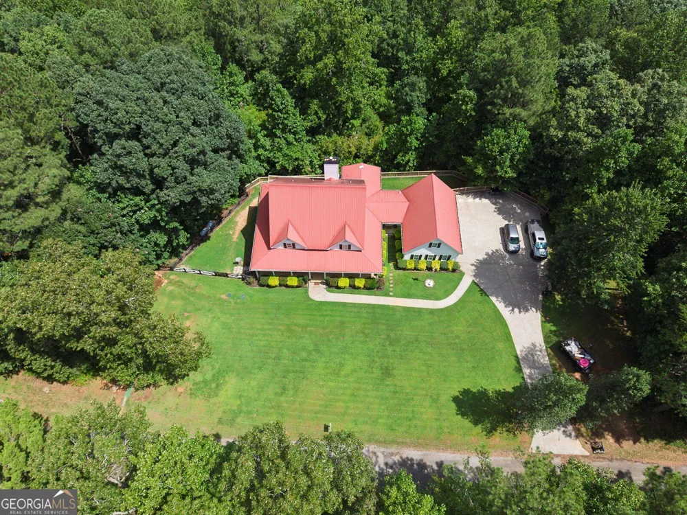 1648 Damascus RD Ball Ground, GA 30107