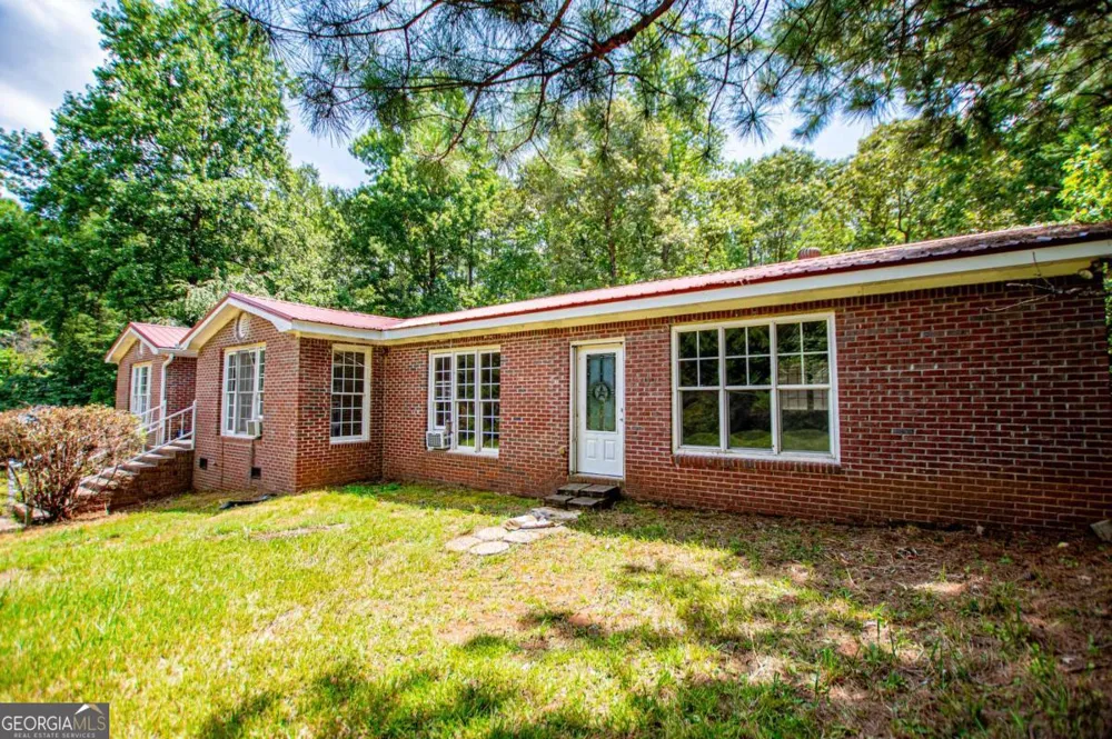 3372 East Hwy 5 Whitesburg, GA 30185
