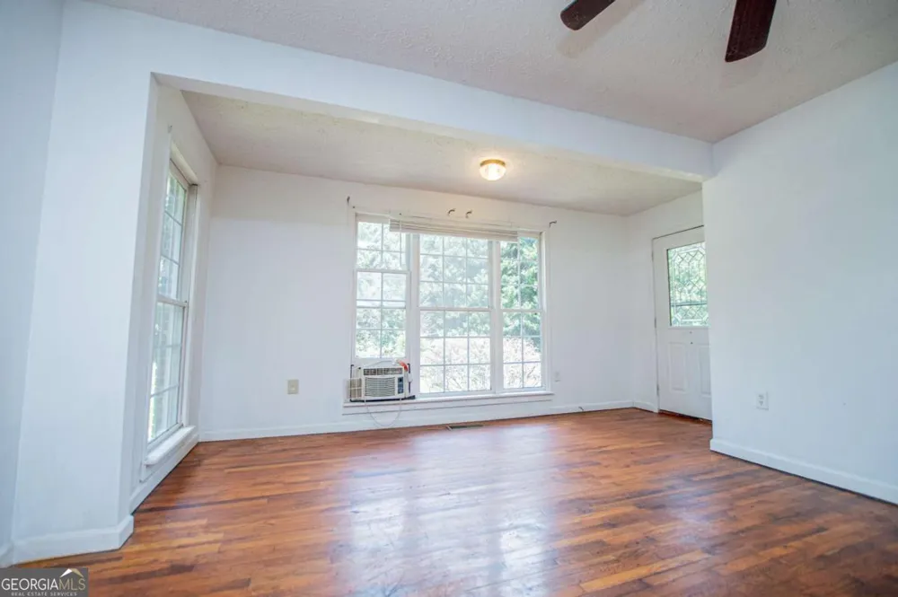 3372 East Hwy 5 Whitesburg, GA 30185