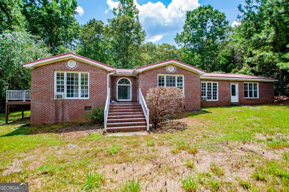 3372 East Hwy 5 Whitesburg, GA 30185