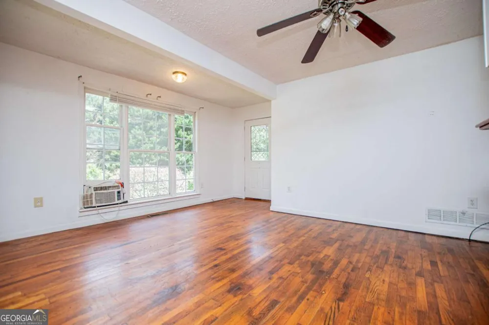 3372 East Hwy 5 Whitesburg, GA 30185