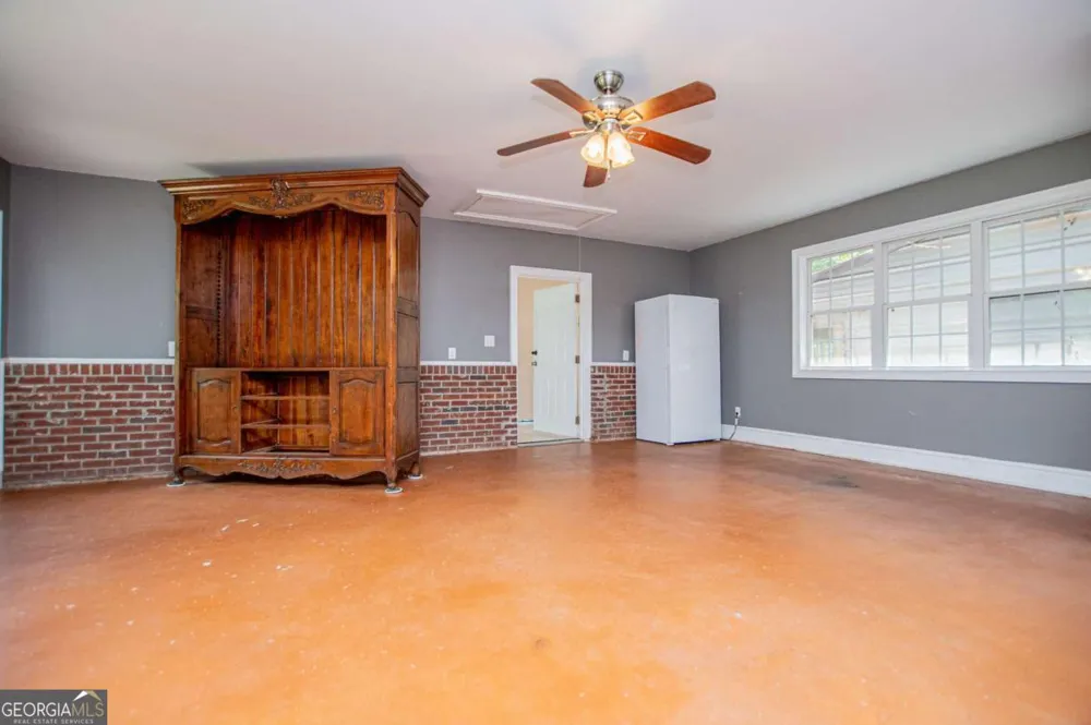 3372 East Hwy 5 Whitesburg, GA 30185
