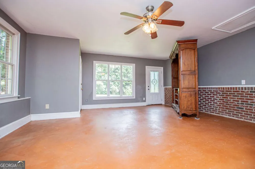 3372 East Hwy 5 Whitesburg, GA 30185