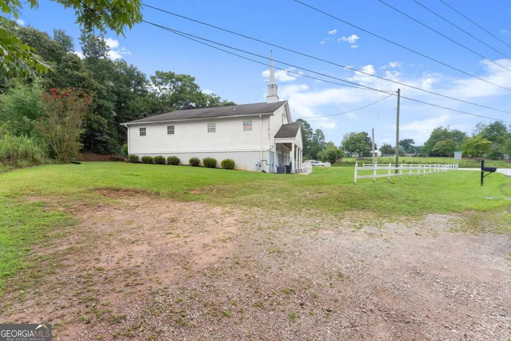 5304 Bethel RD Clermont, GA 30527