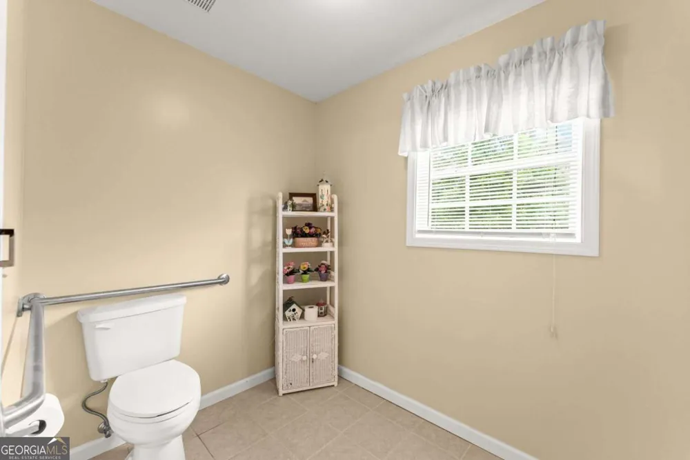 5304 Bethel RD Clermont, GA 30527